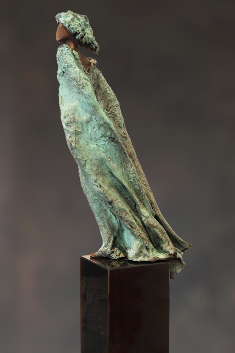 Aura, kieta nuij sculptures in bronze