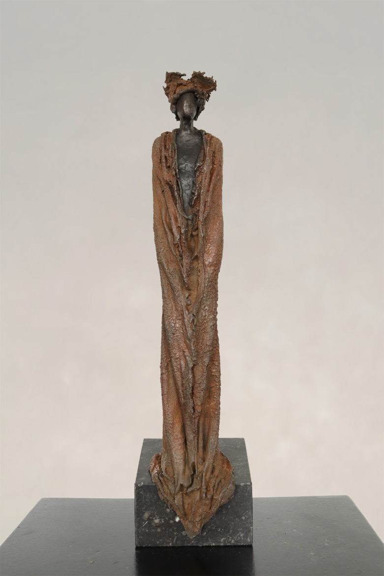Watchman, kieta nuij sculptures in bronze
