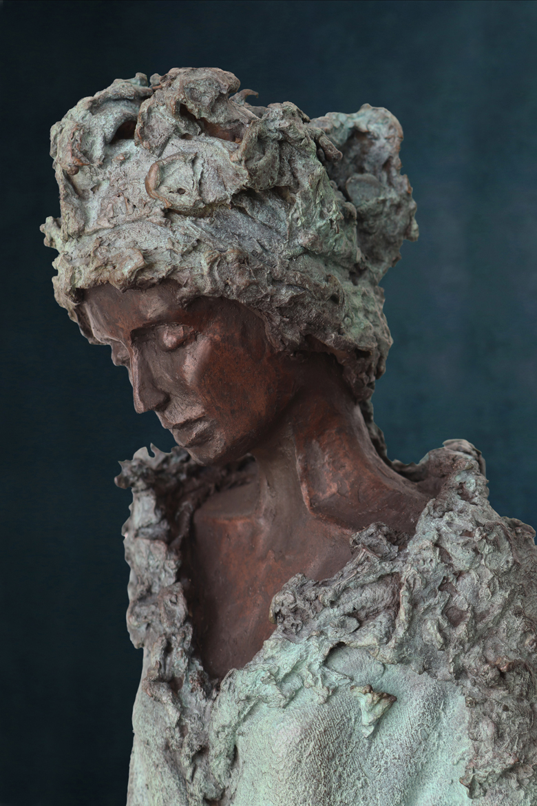 Alina, kieta nuij sculptures in bronze