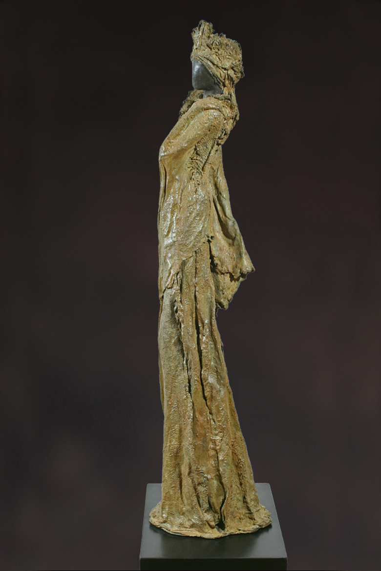 Aphrodite, kieta nuij sculptures in bronze