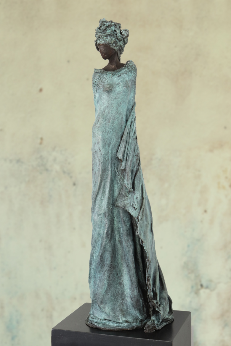 Dione (kieta nuij, sculptures in bronze )