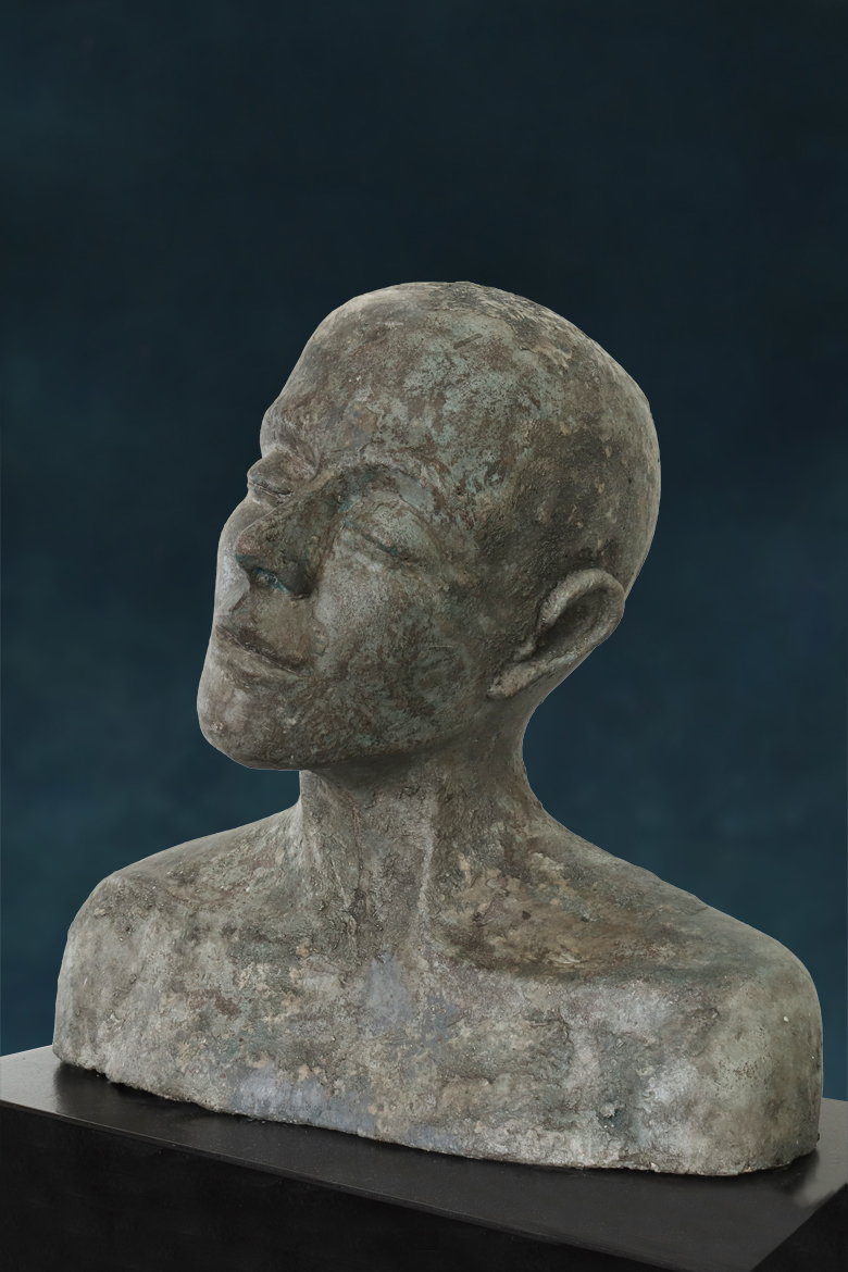 Tête 3 (kieta nuij sculptures in bronze )